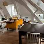 Appartement De Charme Au Coeur De Rennes
